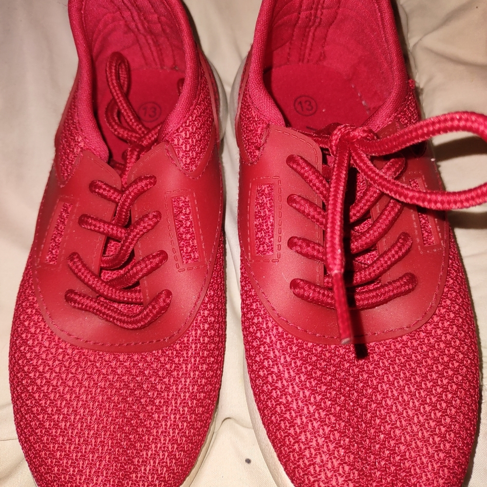 Boy's sz 13 red sneakers like new